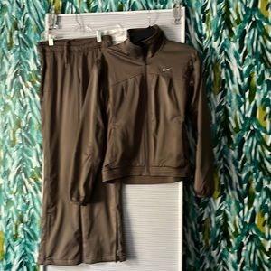 Nike tracksuit taupe/ brown